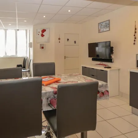 Beautiful In La Bourboule With Kitchen *